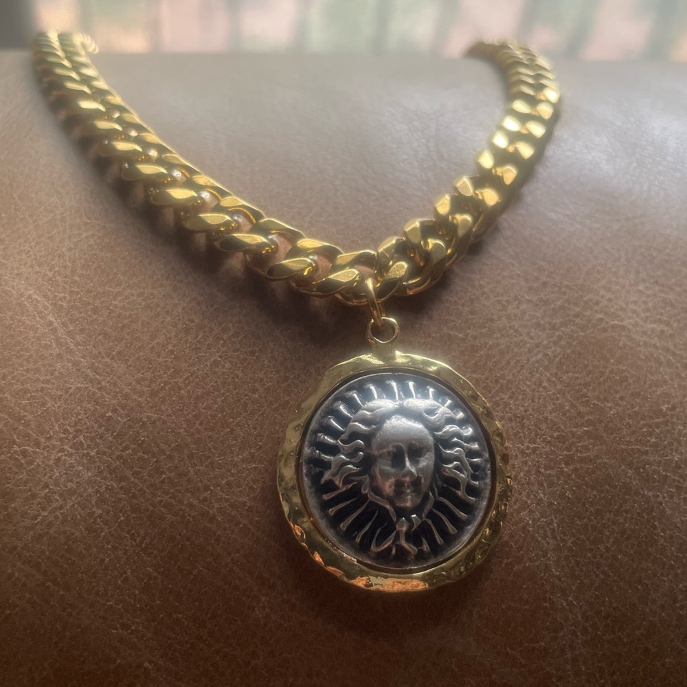 Medusa gold silver plated pendant curb chain coin Ancient Greek mythology
